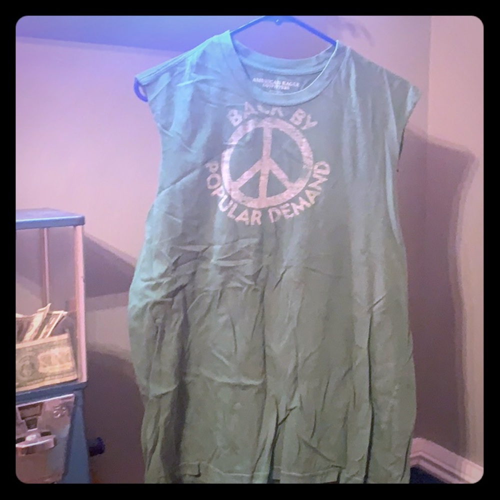 American eagle cut off T-shirt ✌🏼